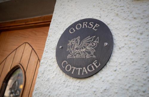 Penally House | Gorse Cottage - Sea Views Village Centre