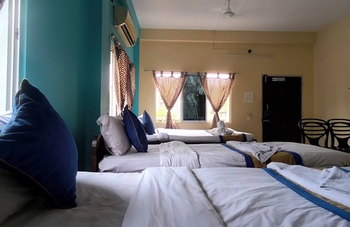 Neora Hotel | GORUMARA NATURE'S COTTAGE