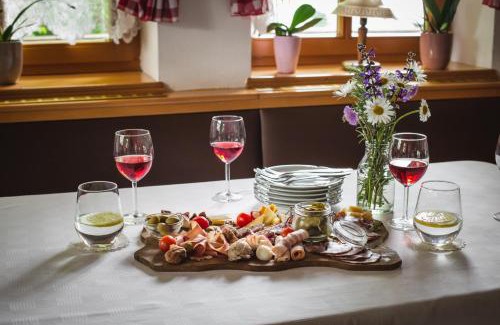 Hotemaze Hotel | Gostilna Logar