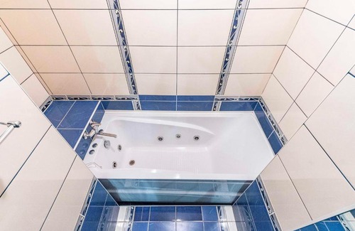 Oktyabrskiy rayon Hotel | Гостиница Большой Урал
