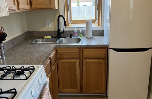 Geneva-on-the-Lake House | GOTL Hideaway Hut- Sunset Vacation Rentals