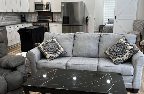 Geneva-on-the-Lake House | GOTL Lakeview Lagoon Ranch- Sunset Vacation Rentals