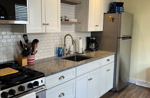 Geneva-on-the-Lake House | GOTL Strip - Private Beach Access - Sunset Vacation Rentals