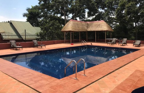 Entebbe Hotel | Governors Club