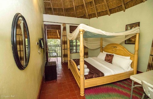Entebbe Hotel | Governors Club