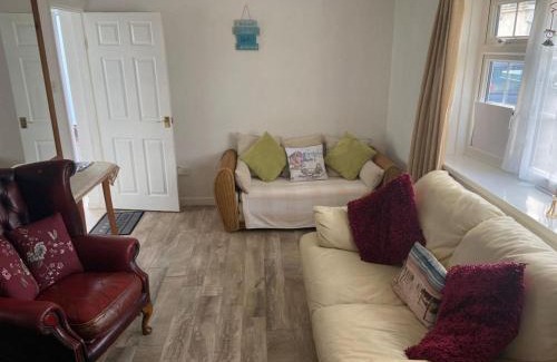 Scurlage House | Gower Cottage