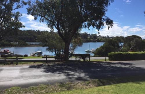 Mallacoota Apartment | Gowings of Mallacoota