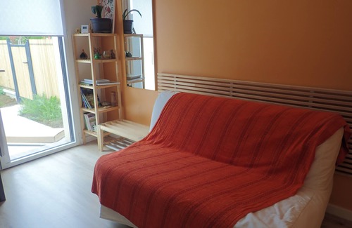 Hillion Apartment | GR34, STUDIO "ESTRELLA", COSY LITTLE COCOON