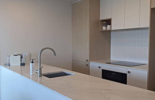 Phillip Apartment | "Grace" 2B2B Modern Apartment in Woden
