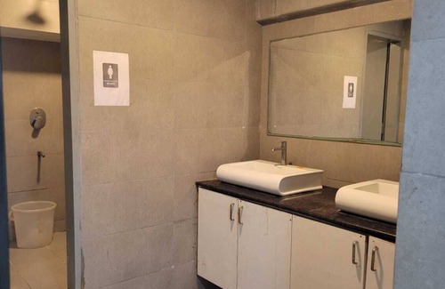 Meenambakkam Hotel | Grace Residency