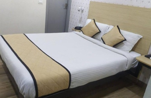 Meenambakkam Hotel | Grace Residency