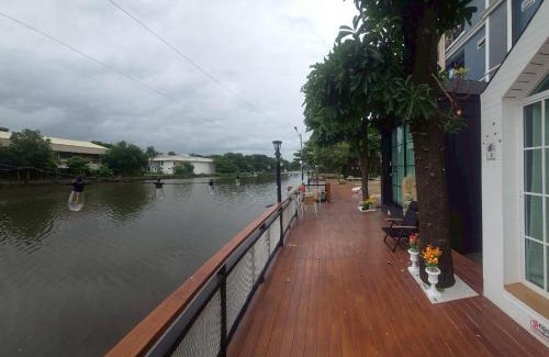 Lat Krabang Hotel | Grace Riverfront