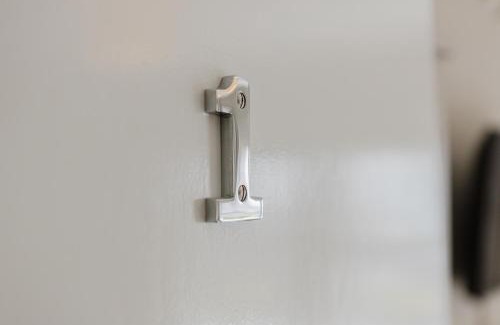 Tring House | Grace's Guesthouse Room 1