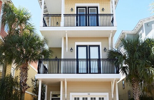 Rosemary Beach House | Graceland by the Sea-Close To Beach Front Row On 30A, Private Hot Tub, Gulf View