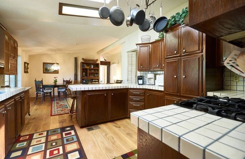 Goleta House | Gracewood Ranch House Farmstay