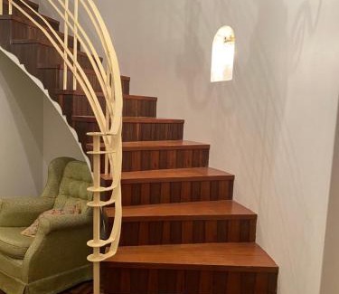 Gosford House | Gracious 1930s Art Deco House