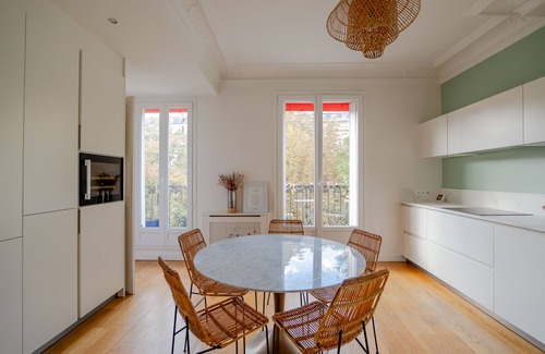 Passy Apartment | Gracious Harmony, by Veeve