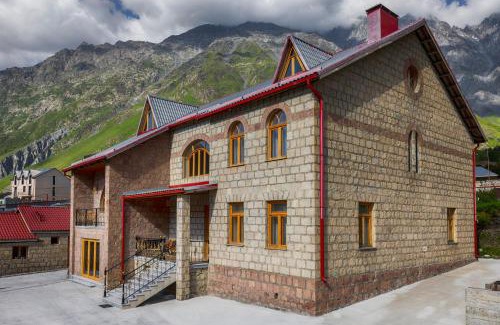 Stepantsminda Hotel | GRAF Kazbegi