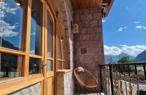Stepantsminda Hotel | GRAF Kazbegi