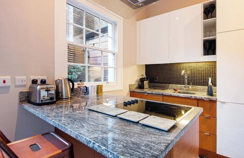Fitzrovia Apartment | Grafton Way: A Fantastic Terraced 2 Bedroom