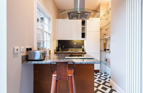 Fitzrovia Apartment | Grafton Way: A Fantastic Terraced 2 Bedroom