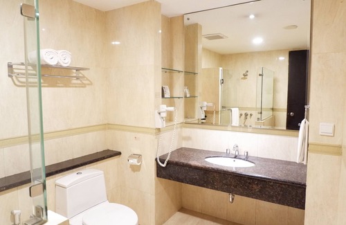 West Cirebon Hotel | Grage Hotel Cirebon
