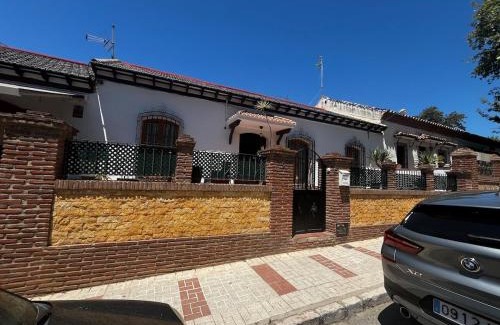 Las Acacias House | Gran casa cerca de la playa con 3 dormitorios en Pedregalejo
