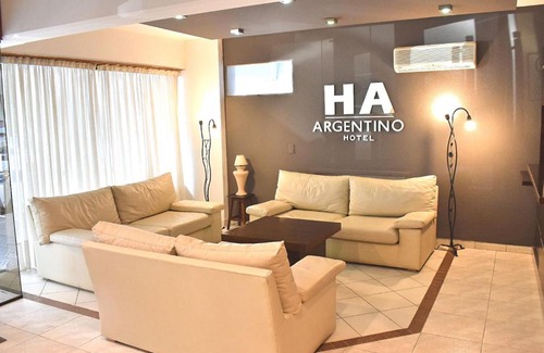 Villa Carlos Paz Hotel | Gran hotel argentino
