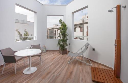 Las Palmas de Gran Canaria Apartment | Gran Marina Suites