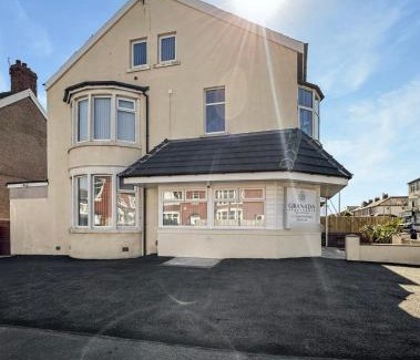 North Shore Apartment | Granada Apartments Holmfield Rd