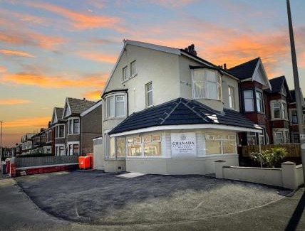 North Shore Apartment | Granada Apartments Holmfield Rd