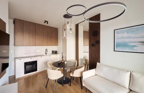 Gdansk City Center Apartment | Granaria Premium River View by Downtown Apartments