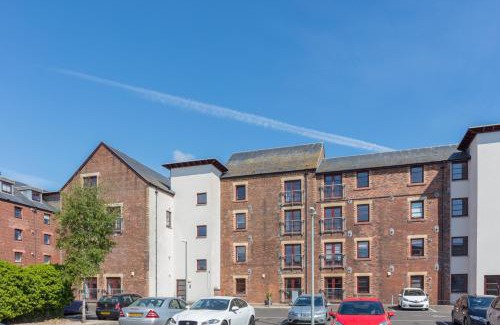 Ayr Apartment | Granary Suite No22 - Donnini Apartments