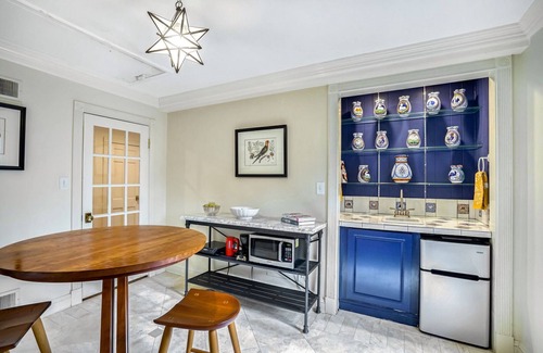 Foxhall Crescent House | Grand 5200 sf Home, Wesley Heights, 5BR 4.5BA