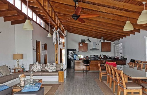 Zorritos House | Grand Admiral beach house / Ocean Front / Family Friendly