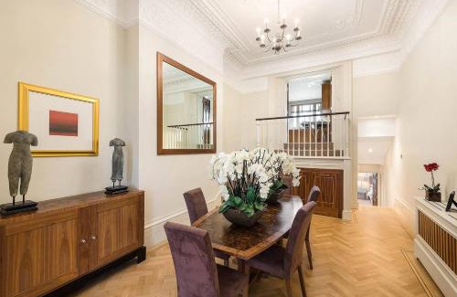 Bayswater Apartment | Grand Ambassadorial Duplex Apartment Hyde Park