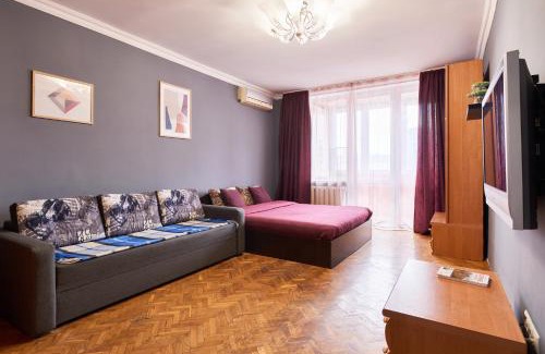 Kyiv Apartment | GRAND Apartment 3 Separate bedrooms near Olimpiyskiy