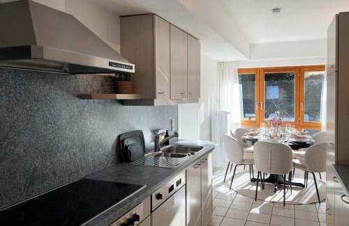 Barental Apartment | Grand Apartment mit Titisee-Blick - Villa Hubertus
