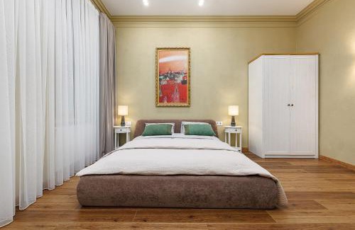 Lviv City Center Apartment | Grand Apartment