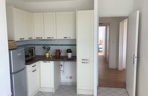 Saint-Germain-en-Laye Apartment | Grand Appartement Idéal Télé-travail à 25 min de Paris-défense