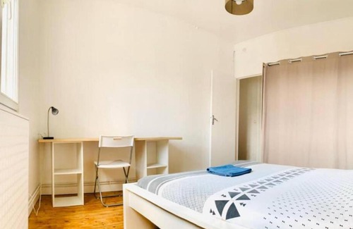 Bollee Apartment | GRAND APPART CENTRE VILLE TOUT CONFORT 4 Personnes