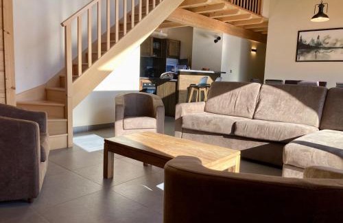 Les Deux Alpes Apartment | Grand appart lumineux 7 pièces, 250m pistes, 10 pers, animaux admis - FR-1-811-13