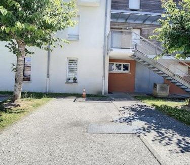 Saint-Honore - Jeanne d'Arc Apartment | GRAND APPART TERRASSE PARKING DESIGN