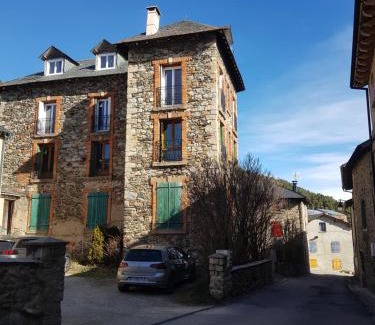 Formigueres Apartment | Grand appartement 130m2 à 5mn des stations de ski