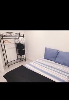 Les Moulins Apartment | Grand Appartement, 2 ou 3 ou 4 pieces, tramway sur place, proche gare sncf St Augustin 5 min, aéroport à 7 min, plage ou Allianz riviera 10 min, palais nikaia 2 min , supermarché sur place, parking possible si disponible ou payant à 1000 metre
