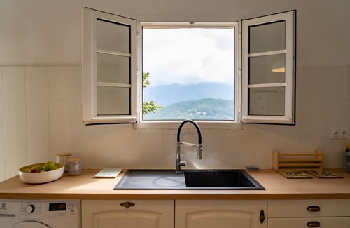 Piedicroce Apartment | Grand Appartement Avec vue sur la Vallée D'orezza