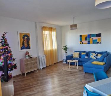 Tarbes Apartment | Grand appartement cosy-Hyper Centre-Place Verdun
