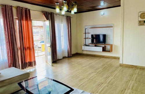 Yaounde Apartment | Grand appartement de 3 chambres panoramique