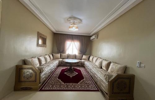 Douar Sidi Youssef Ben Ali Apartment | Grand appartement de 3 chambres Idéal familles et groupes Résidence sécurisée
