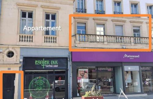 Montlucon Apartment | Grand appartement de haut standing en centre-ville